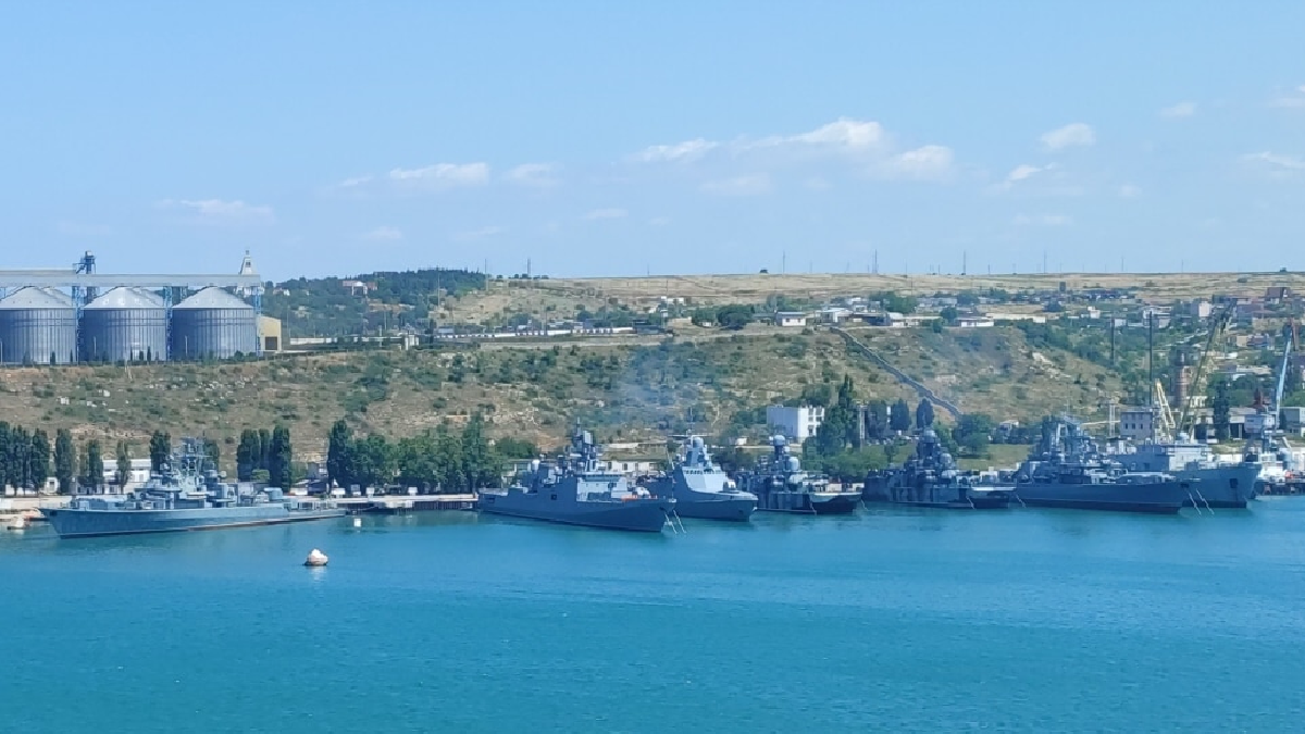 РФ вивела в море з окупованого Севастополя більшість носіїв ракет «Калібр»